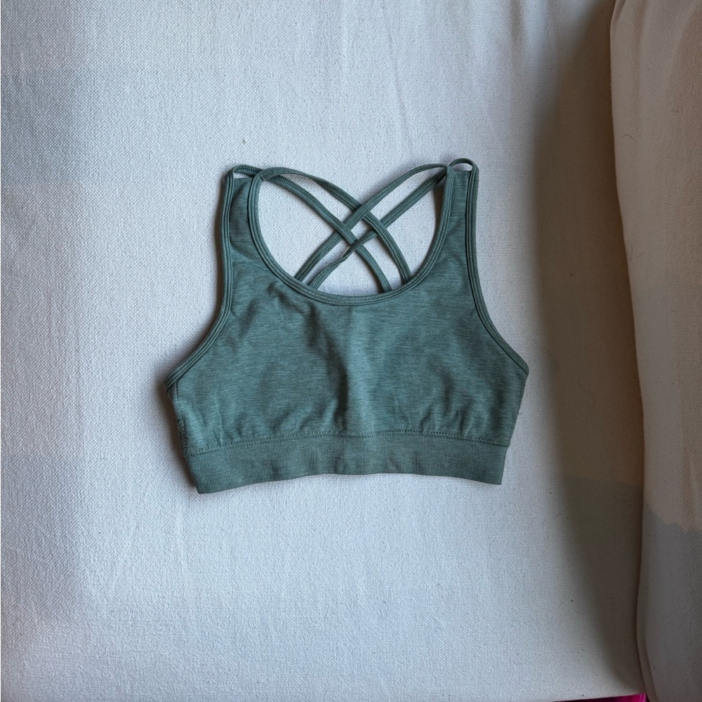 Alphalete jade revival bra